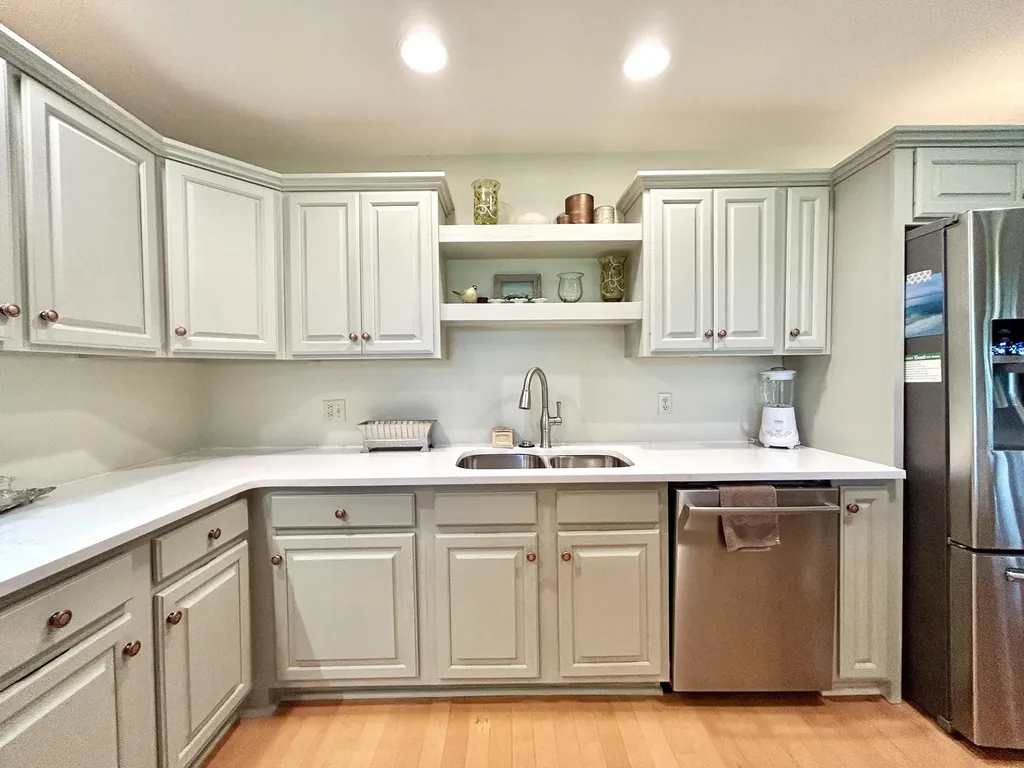 1-2 Woodson Bend Resort Bronston KY 42518