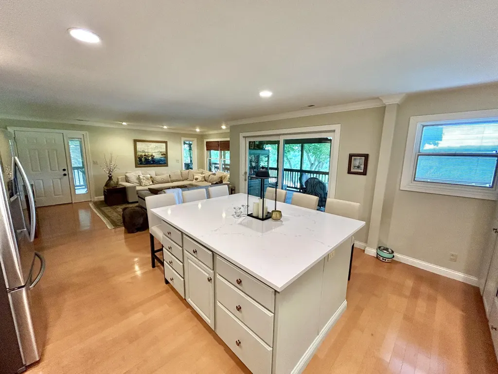 1-2 Woodson Bend Resort Bronston KY 42518
