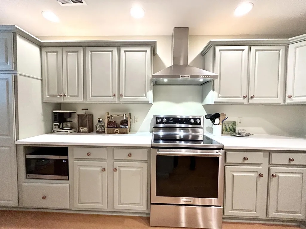 1-2 Woodson Bend Resort Bronston KY 42518