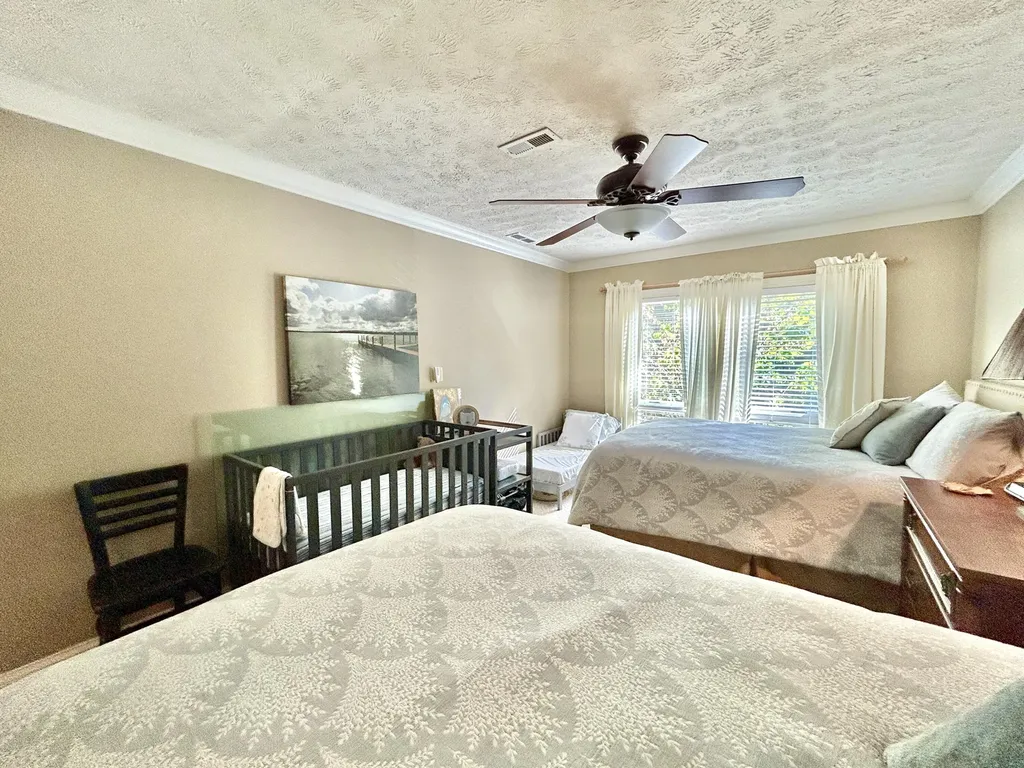1-2 Woodson Bend Resort Bronston KY 42518