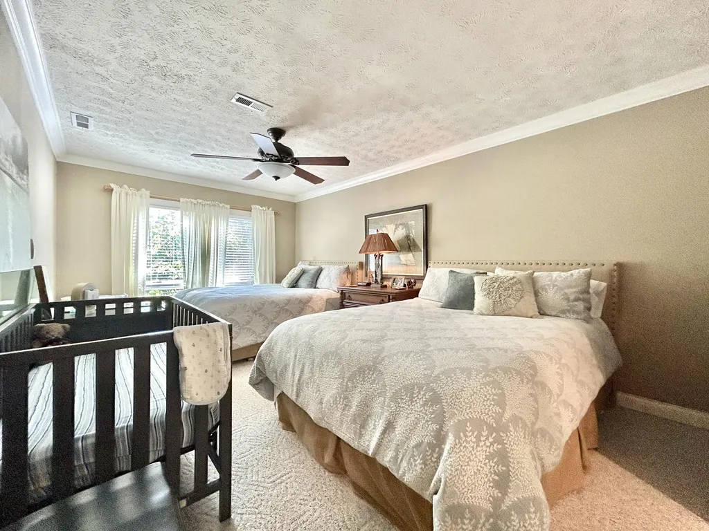 1-2 Woodson Bend Resort Bronston KY 42518