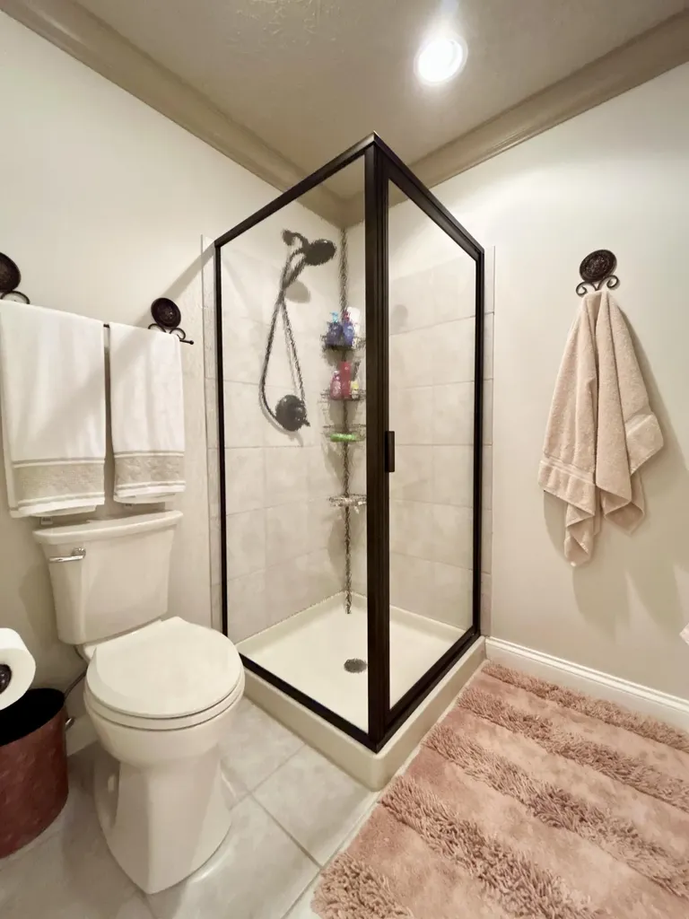 1-2 Woodson Bend Resort Bronston KY 42518