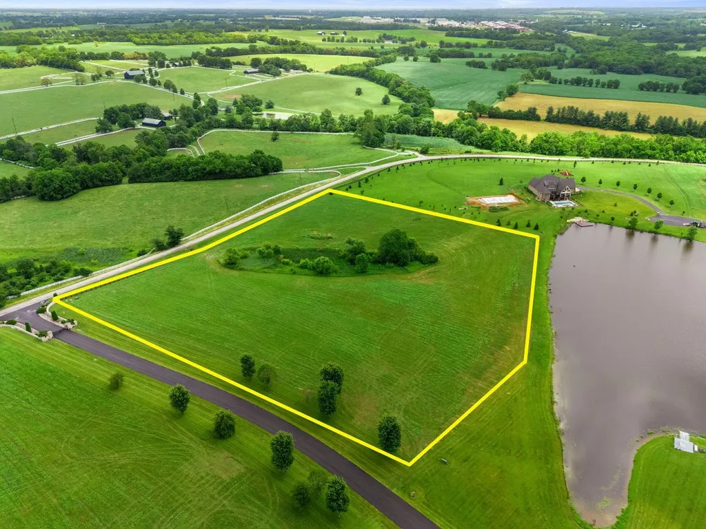 4540 Wilson Lake Lane Lexington KY 40516
