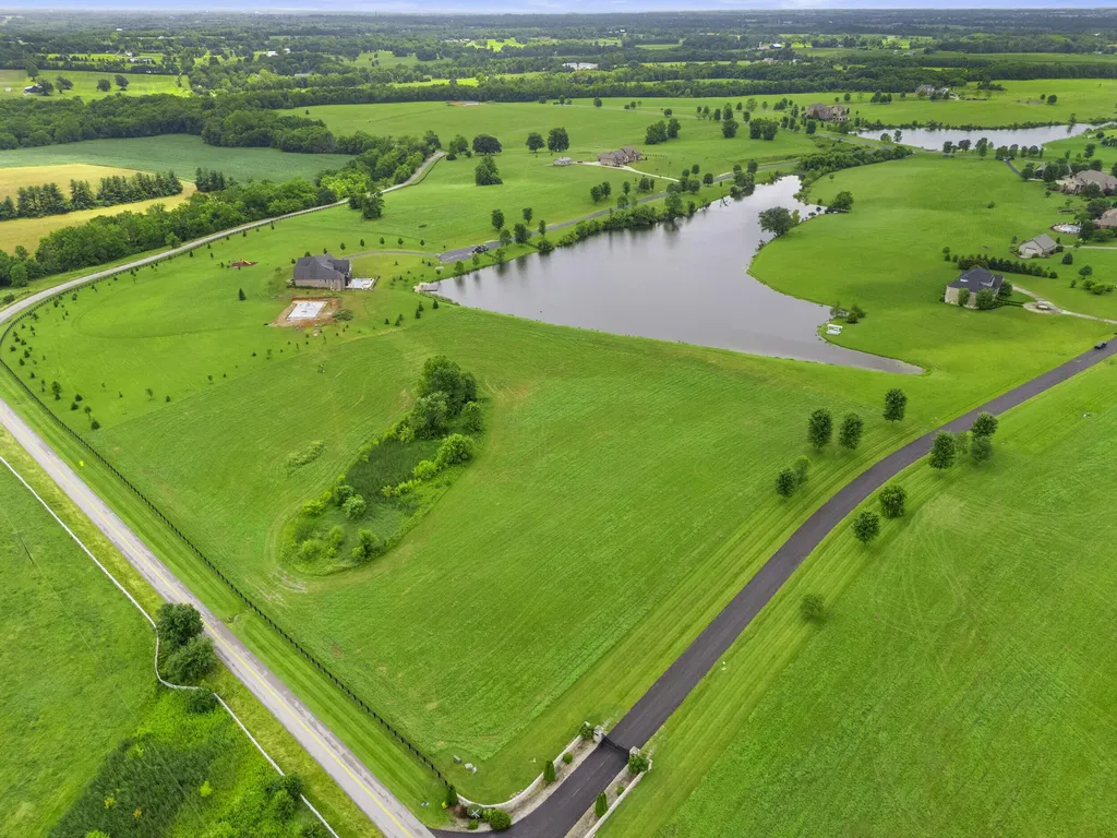 4540 Wilson Lake Lane Lexington KY 40516