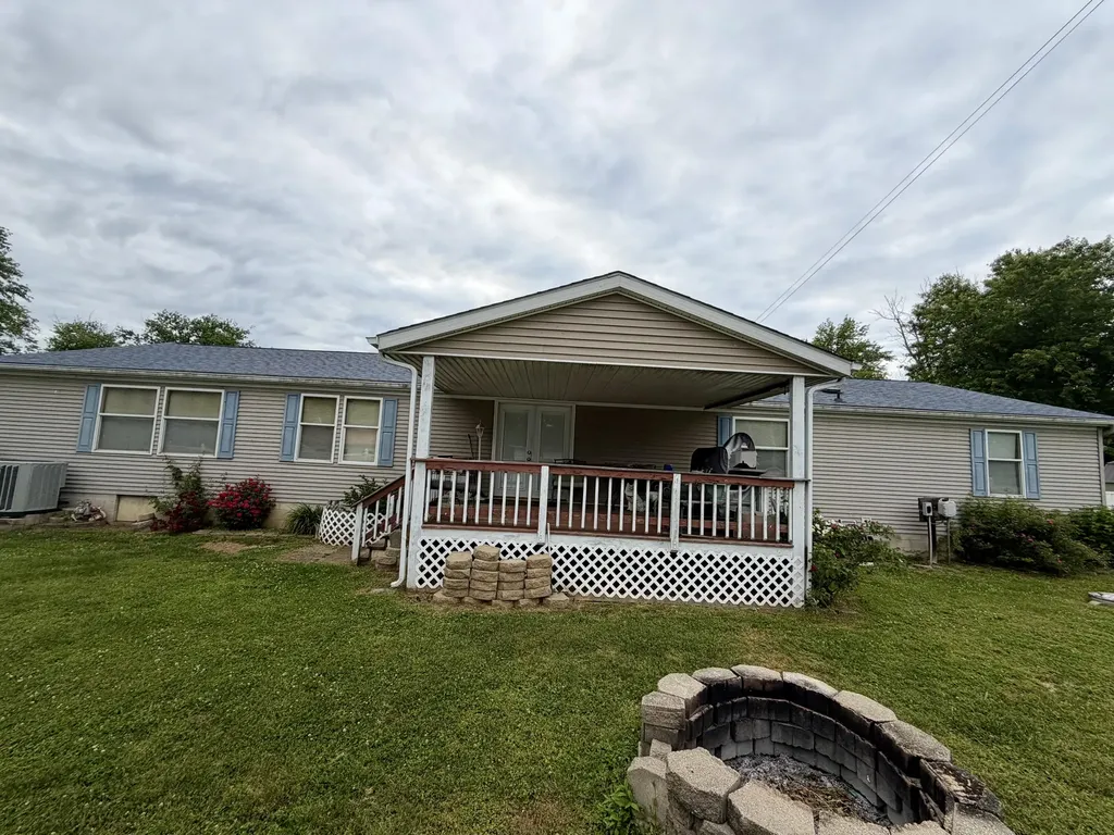 100 Blue Waters Drive Vanceburg KY 41179