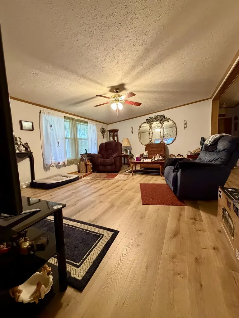 100 Blue Waters Drive Vanceburg KY 41179