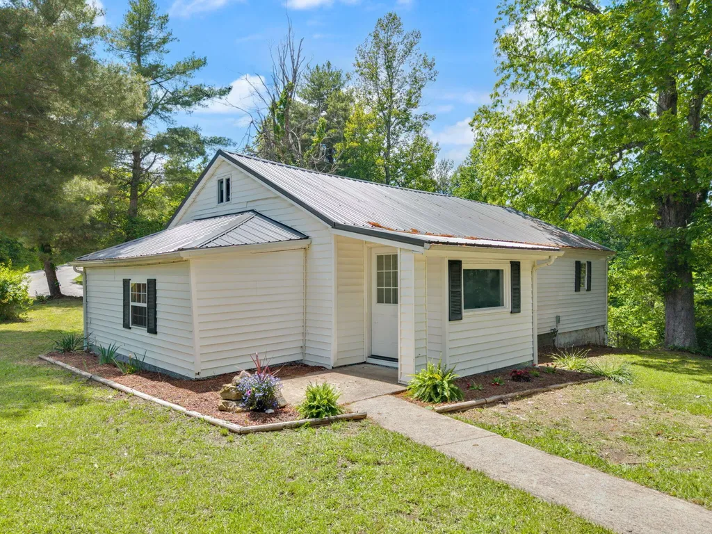 10591 State Highway 504 Olive Hill KY 41164