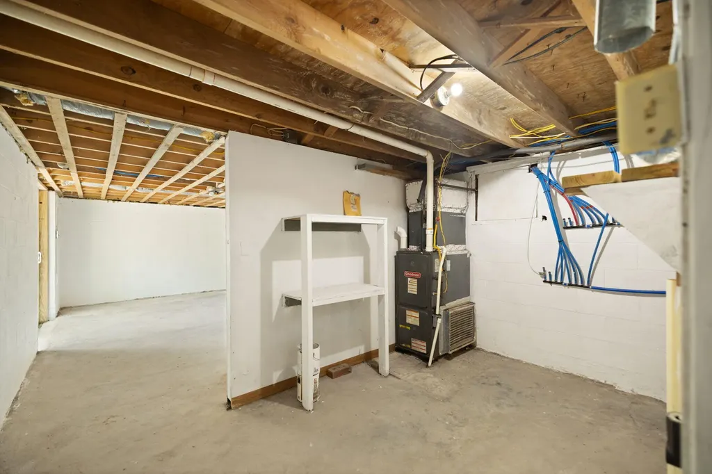 10591 State Highway 504 Olive Hill KY 41164