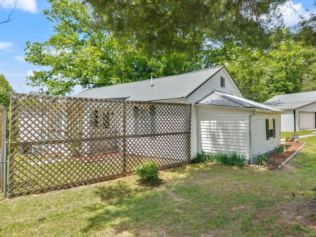 10591 State Highway 504 Olive Hill KY 41164