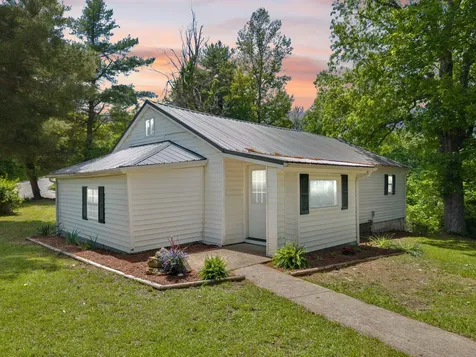 10591 State Highway 504 Olive Hill KY 41164
