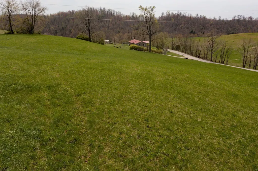 486 Old State Road Wellington KY 40387