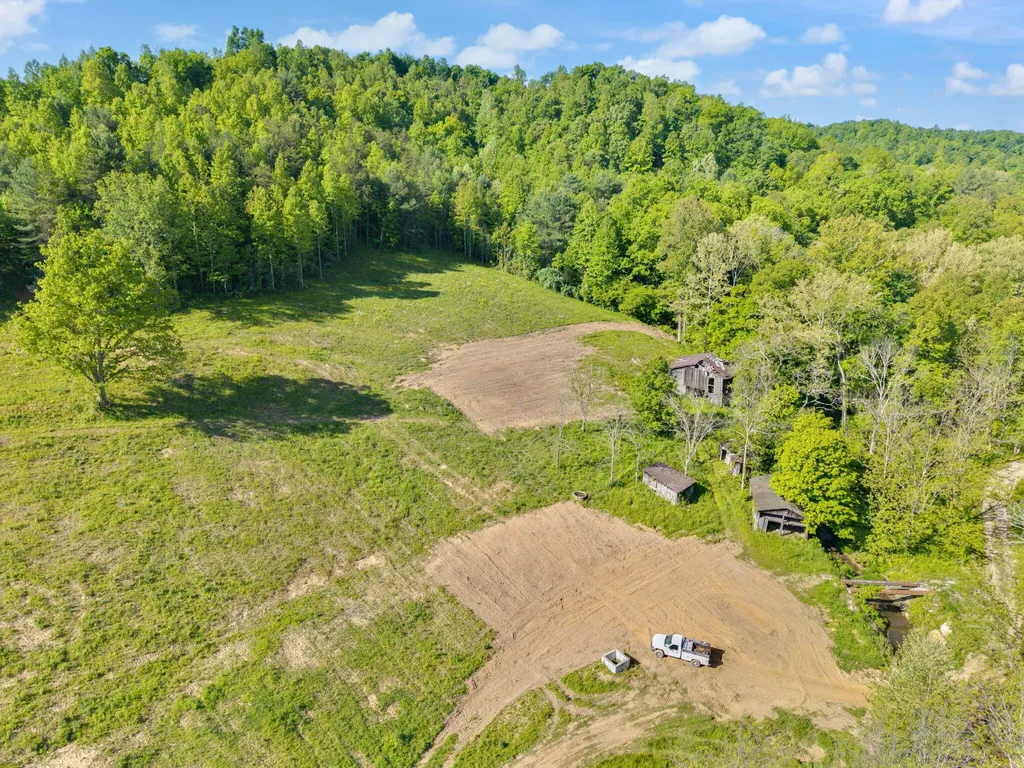 2881 Key 755 Sandy Hook KY 41171