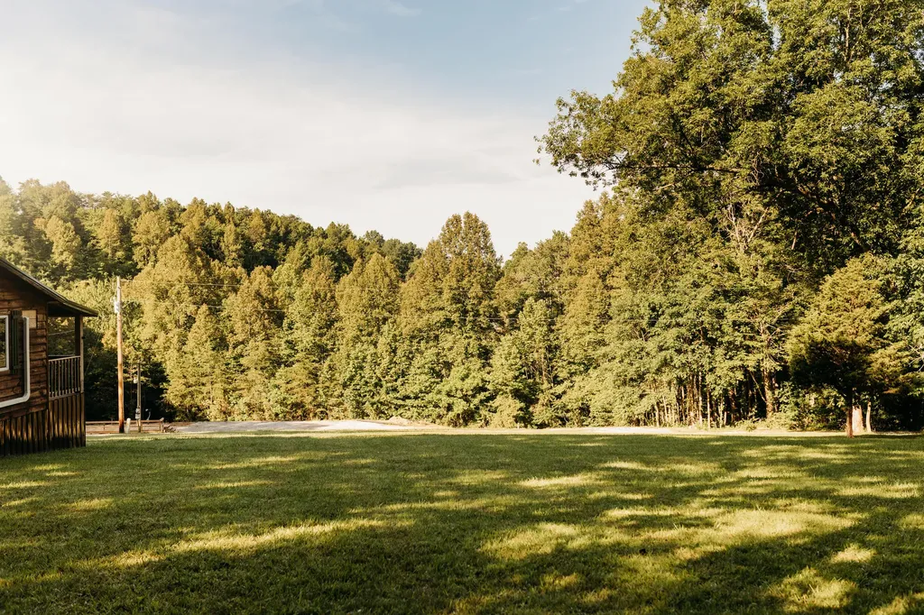 124 Ashley Ridge Road Wellington KY 40387
