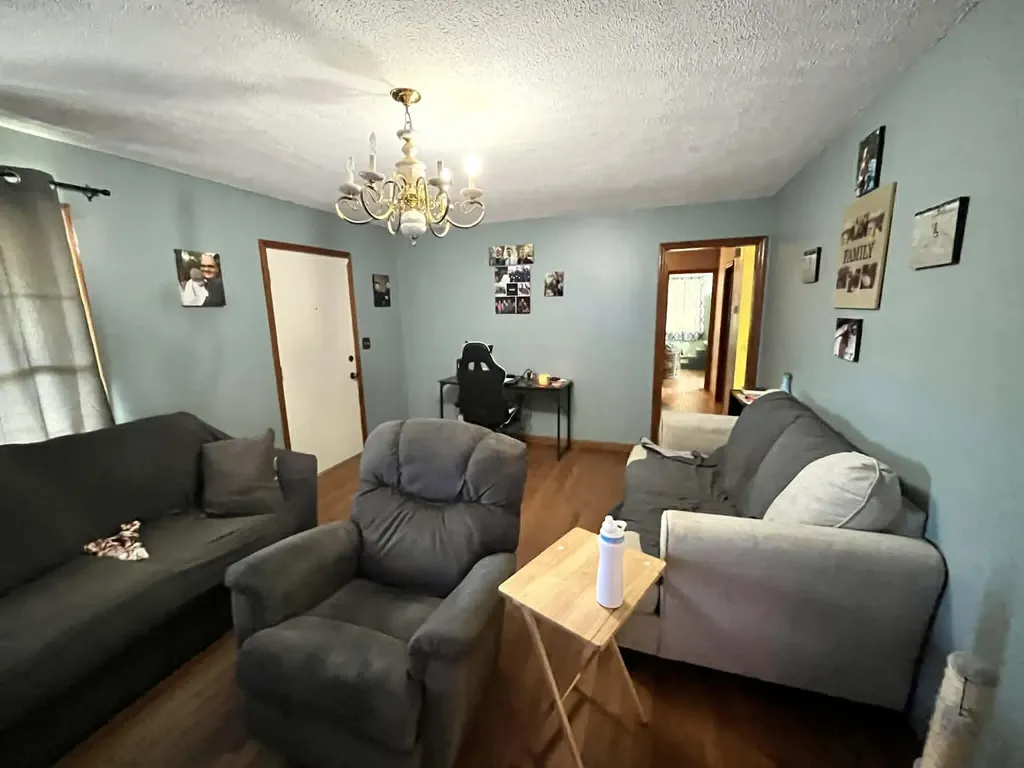 106 Hickory Hills Loyall KY 40854