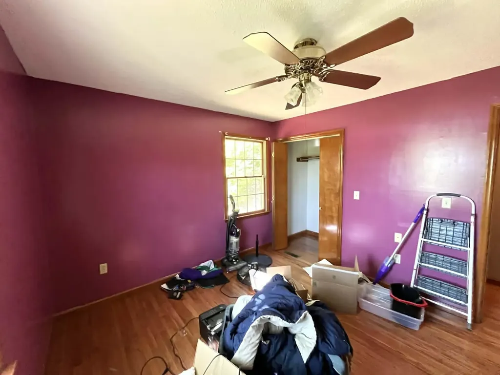 106 Hickory Hills Loyall KY 40854