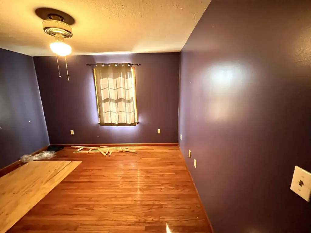 106 Hickory Hills Loyall KY 40854