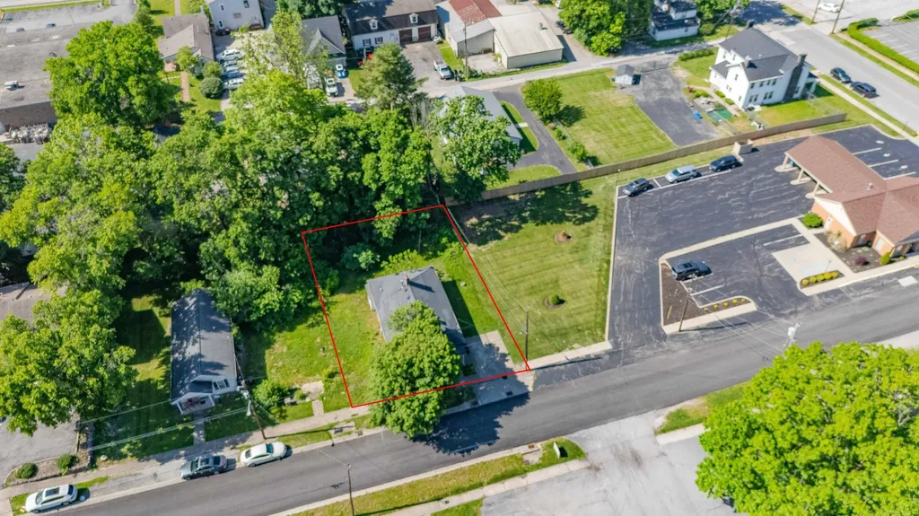 206 E Green Street Versailles KY 40383