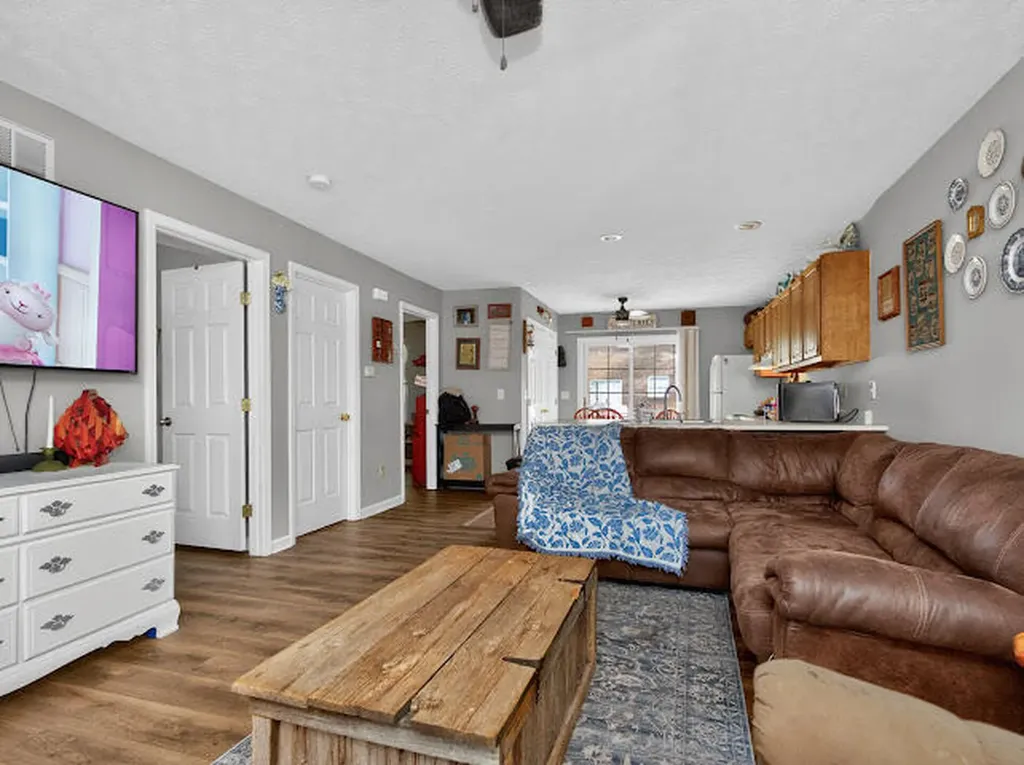702-728 Parkway Avenue Harrodsburg KY 40330