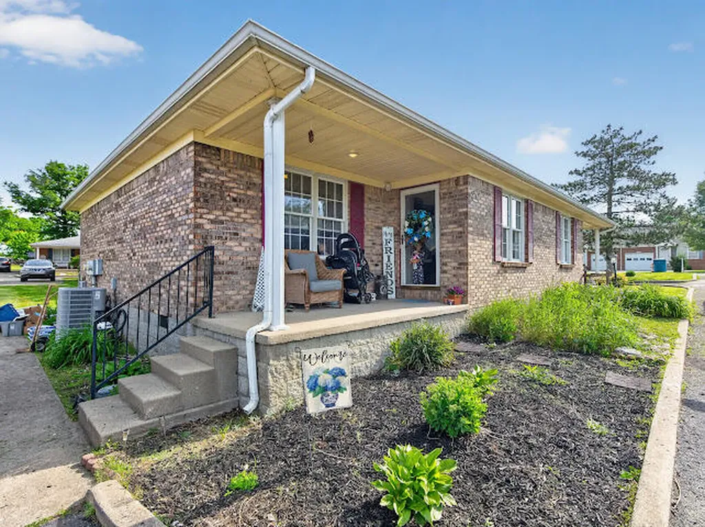 702-728 Parkway Avenue Harrodsburg KY 40330