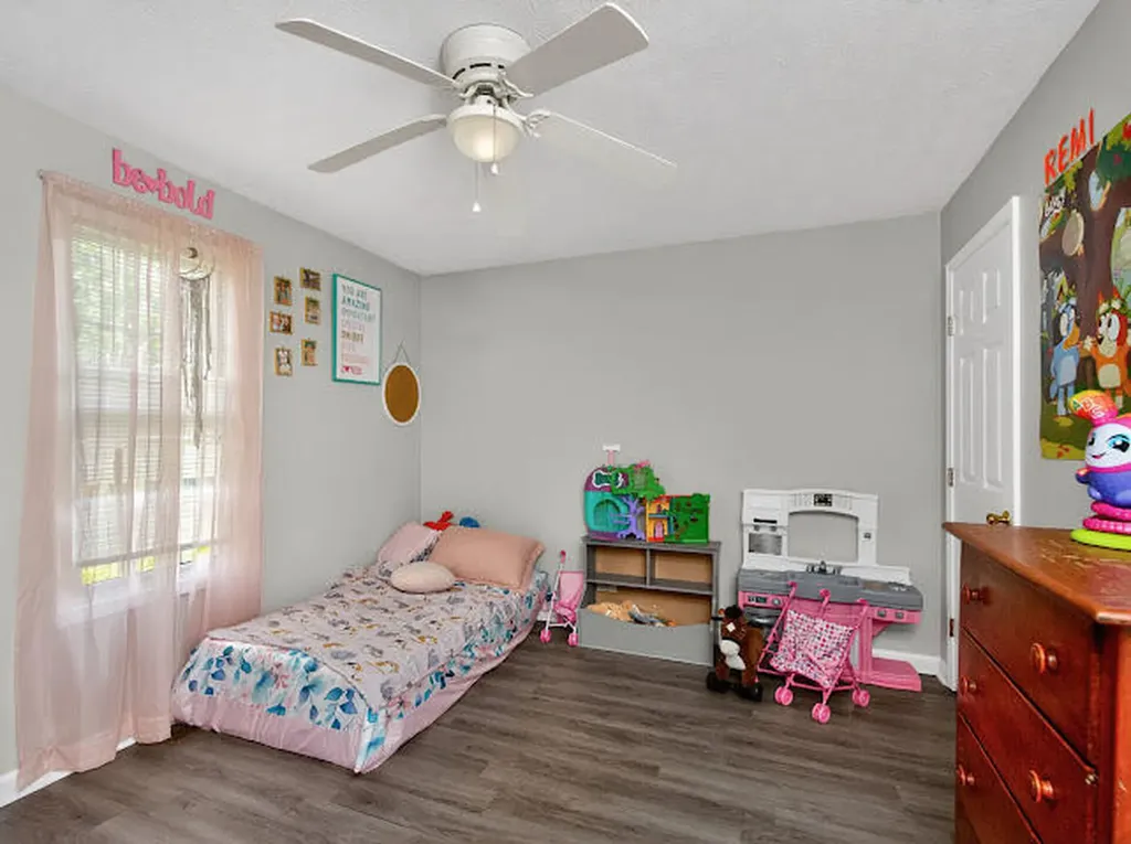 702-728 Parkway Avenue Harrodsburg KY 40330