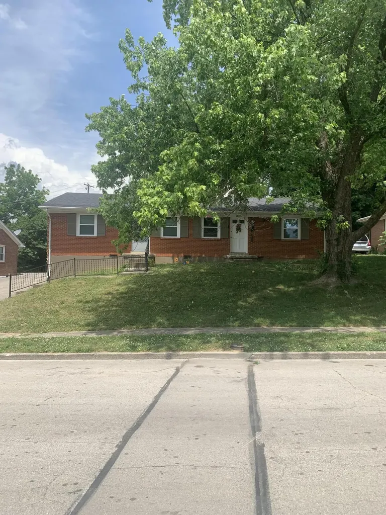 1697-1699 Hill View Place, Lexington, Ky. 40504 Place Lexington KY 40504
