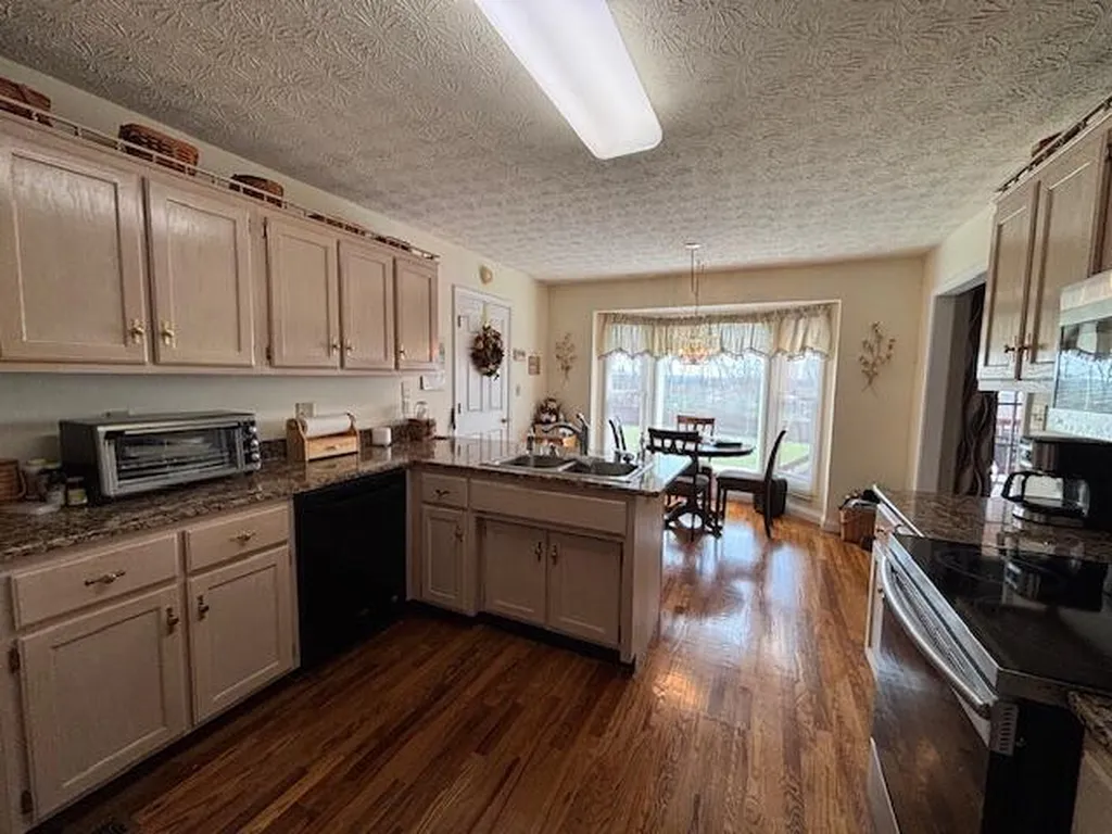229 Shearwood Avenue Somerset KY 42503