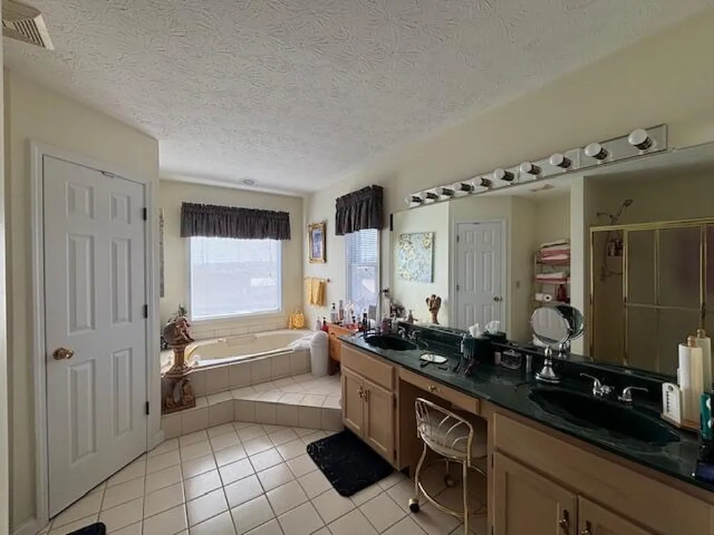229 Shearwood Avenue Somerset KY 42503