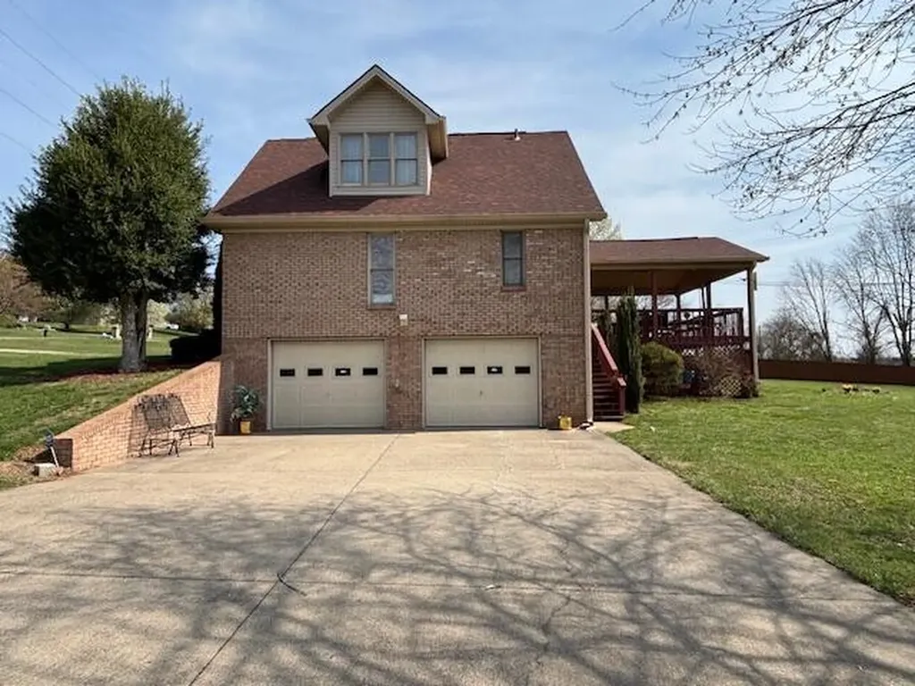 229 Shearwood Avenue Somerset KY 42503