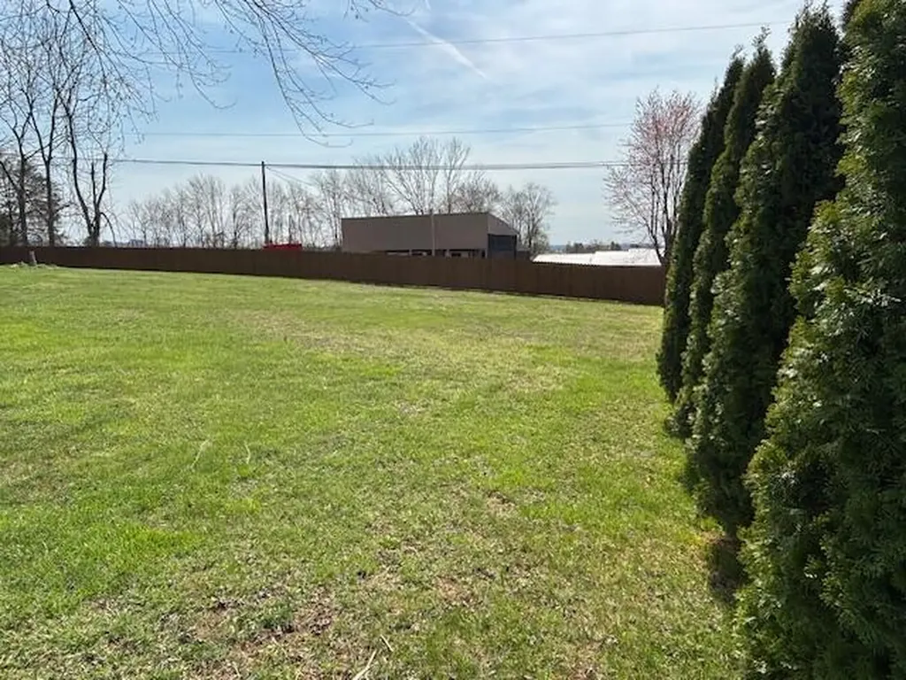 229 Shearwood Avenue Somerset KY 42503