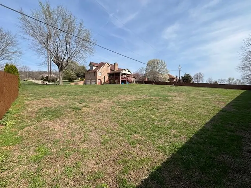 229 Shearwood Avenue Somerset KY 42503