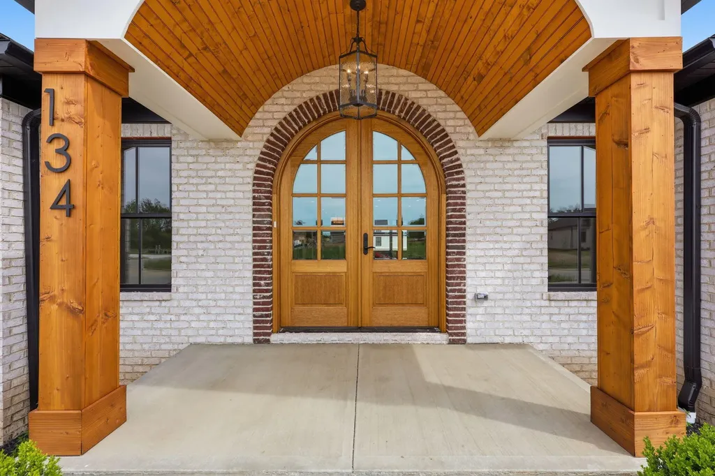 134 Zane Lane Nicholasville KY 40356