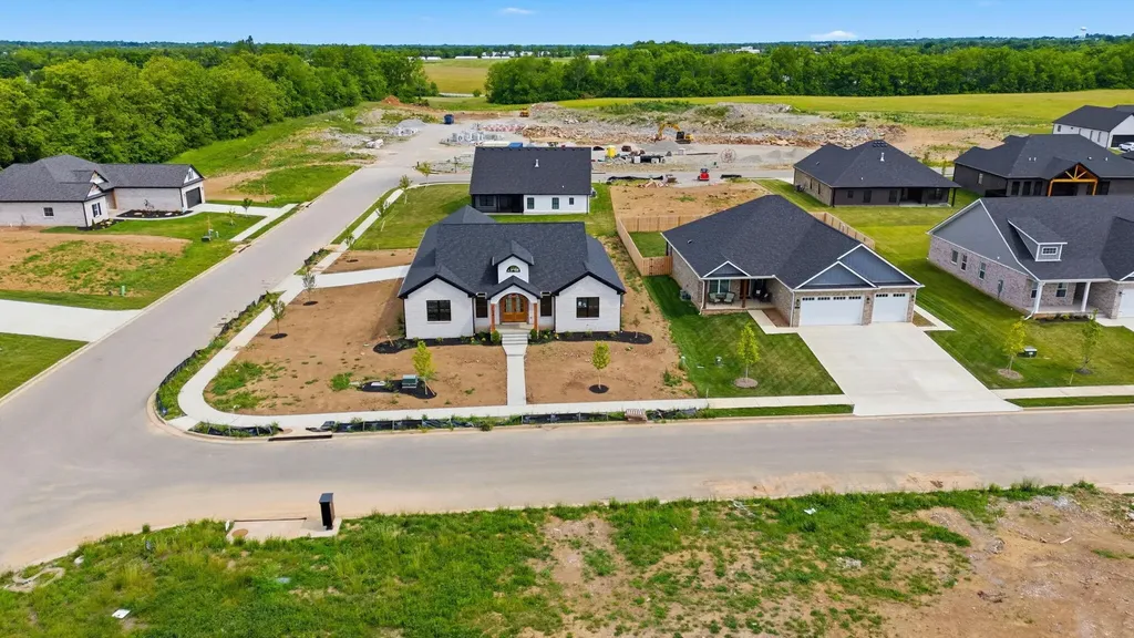 134 Zane Lane Nicholasville KY 40356
