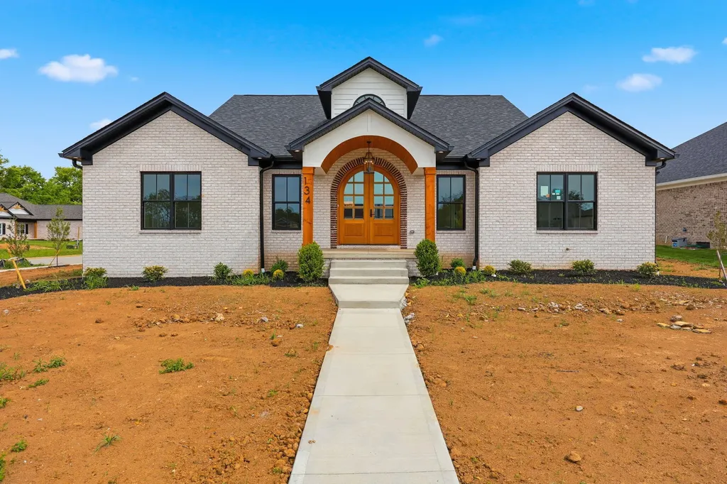 134 Zane Lane Nicholasville KY 40356