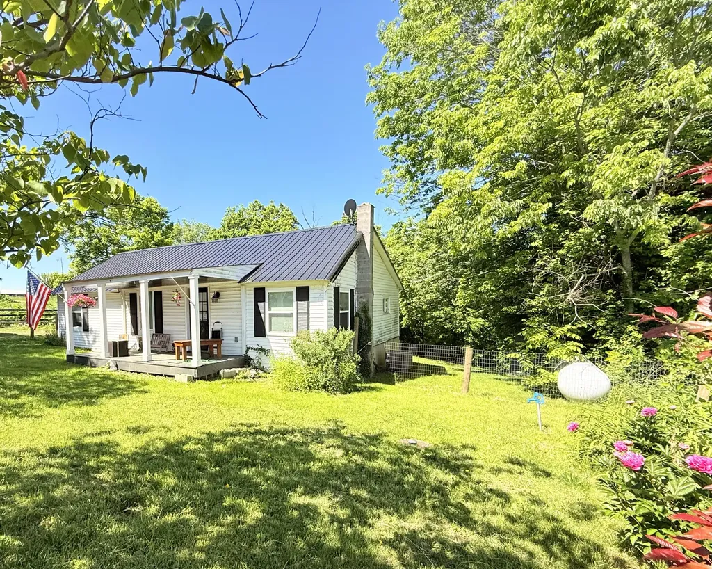 3310 Bunker Hill Road Mt Sterling KY 40353