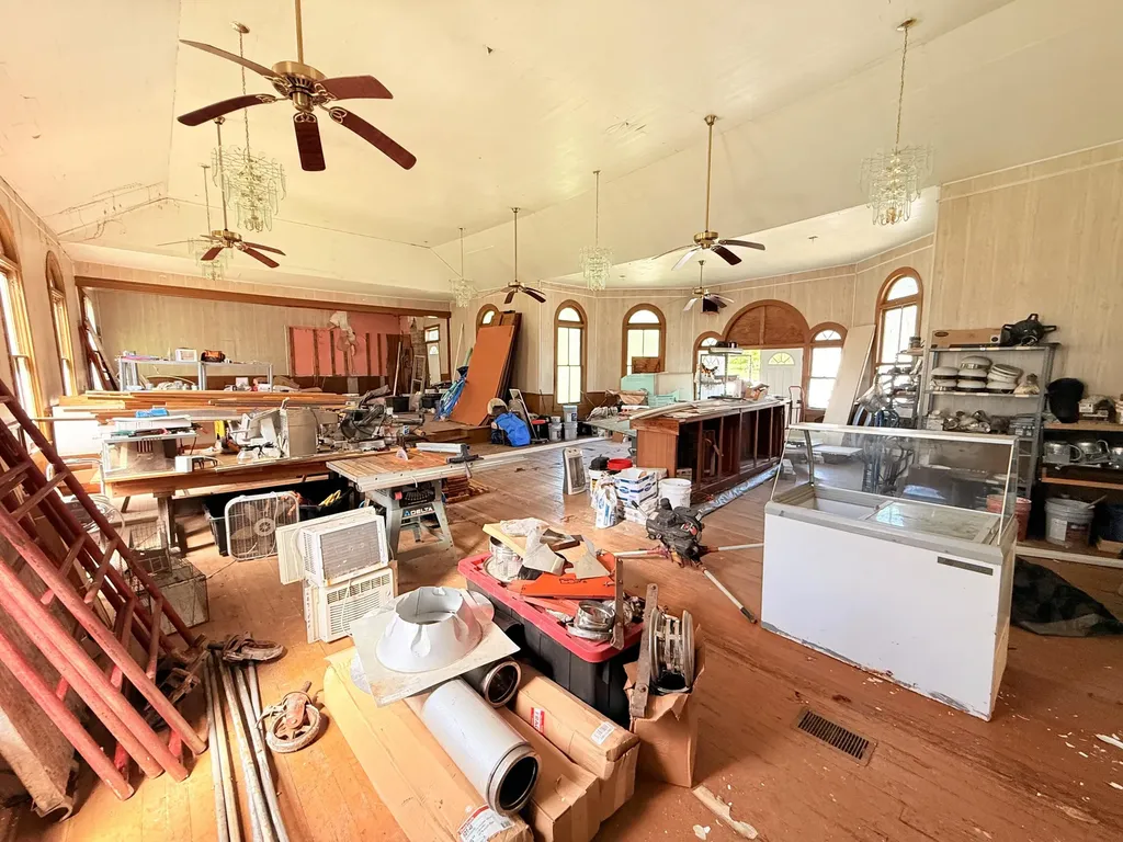 3052 Cane Ridge Road Paris KY 40361