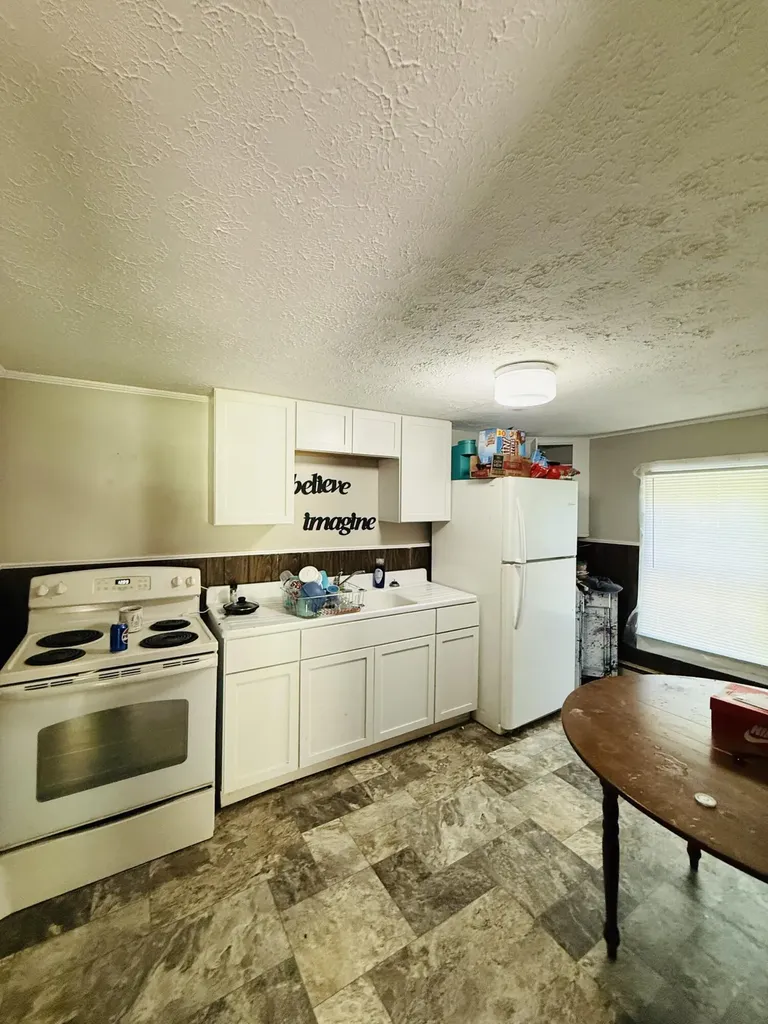 3004 Cane Ridge Road Paris KY 40361