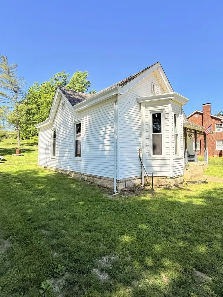 3092 Cane Ridge Road Paris KY 40361