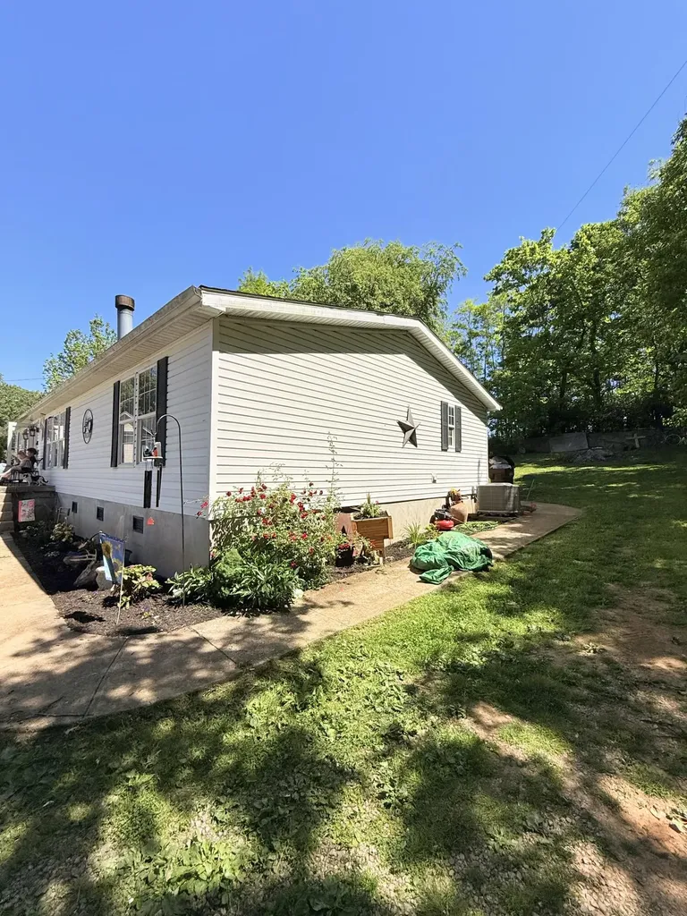 3051 Cane Ridge Road Paris KY 40361