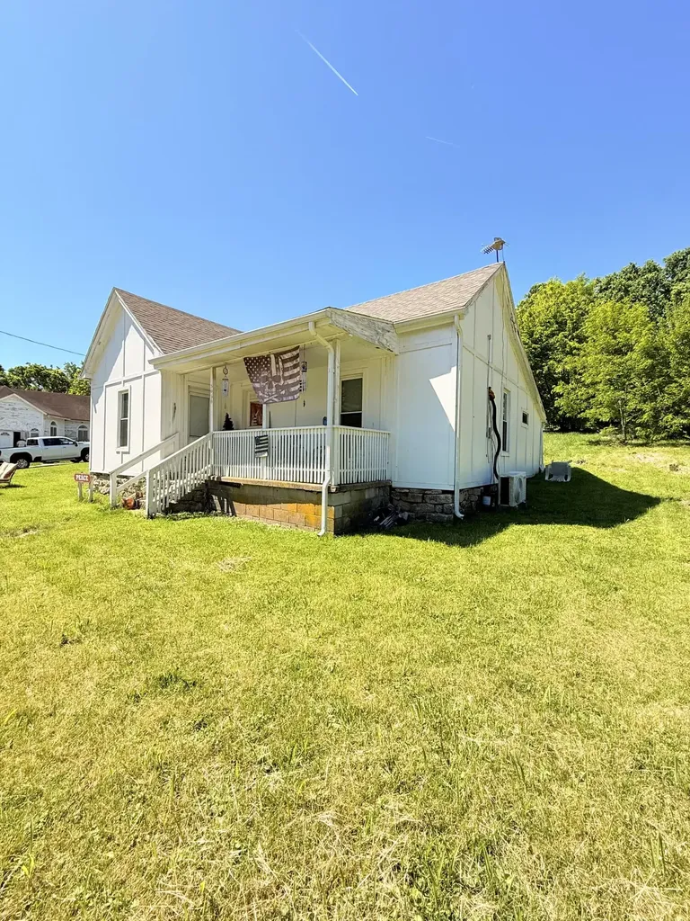 3050 Cane Ridge Road Paris KY 40361