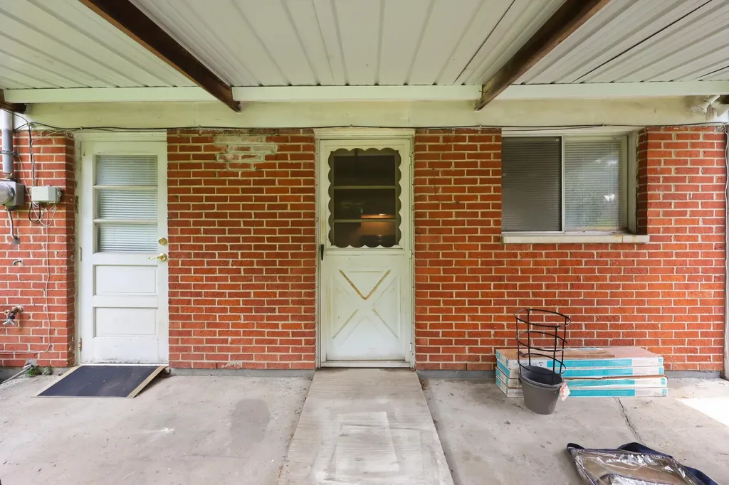 1018 Birch Drive Lexington KY 40511