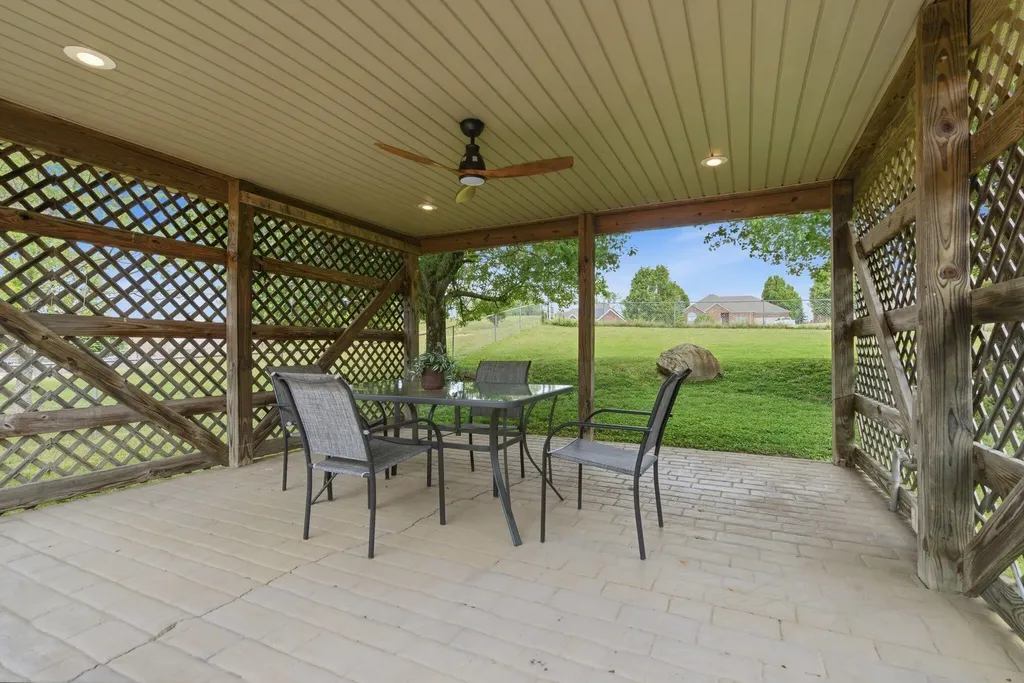 708 Hackney Court Richmond KY 40475