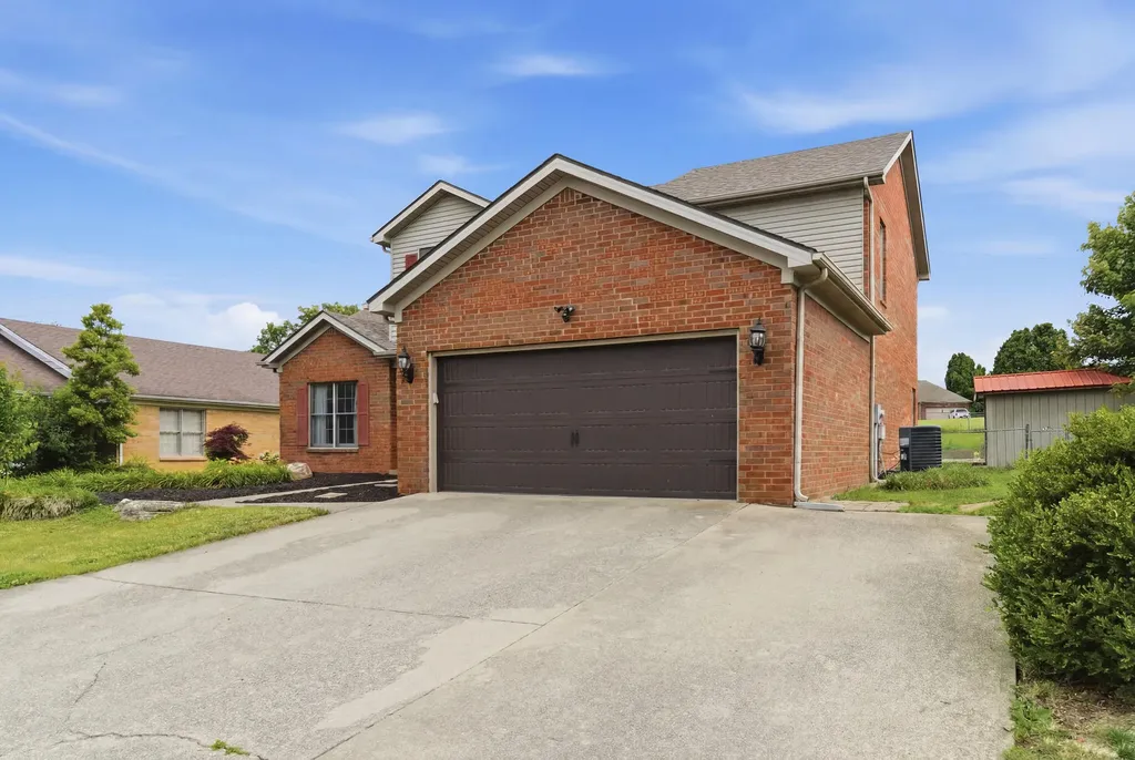 708 Hackney Court Richmond KY 40475