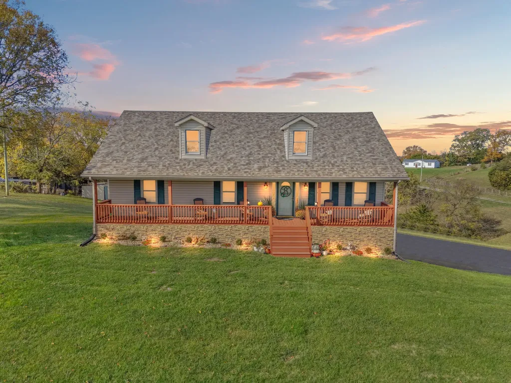 1518 Oakland Lane Harrodsburg KY 40330