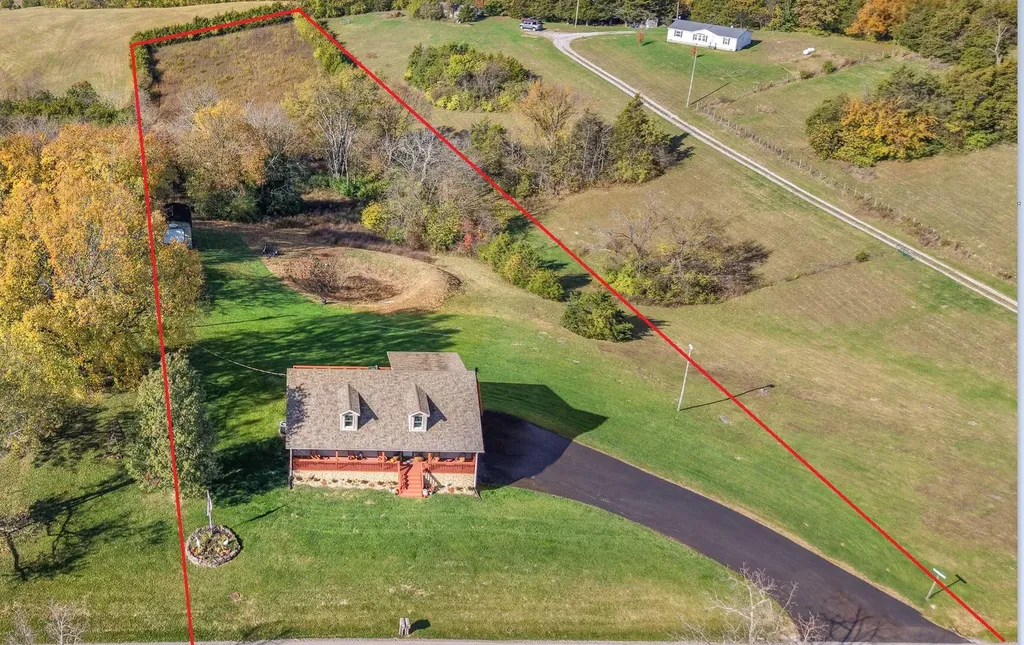 1518 Oakland Lane Harrodsburg KY 40330