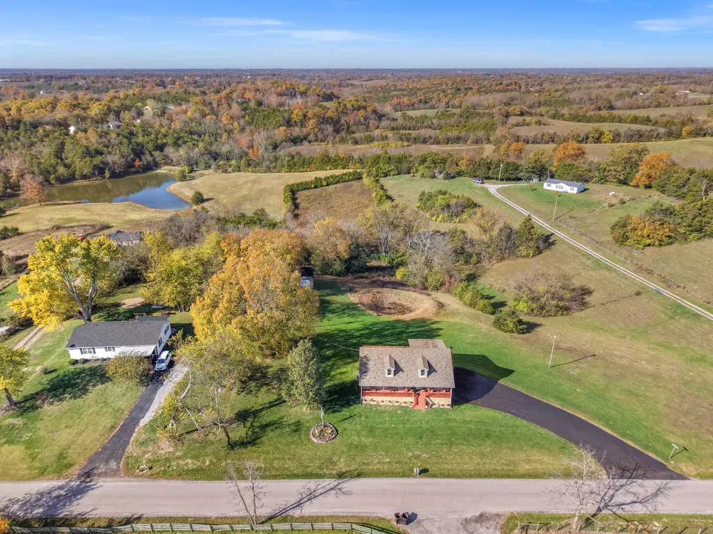 1518 Oakland Lane Harrodsburg KY 40330