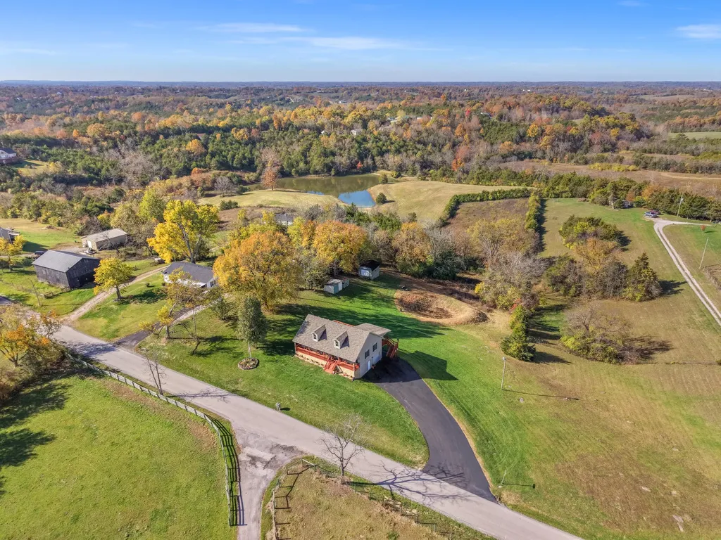 1518 Oakland Lane Harrodsburg KY 40330