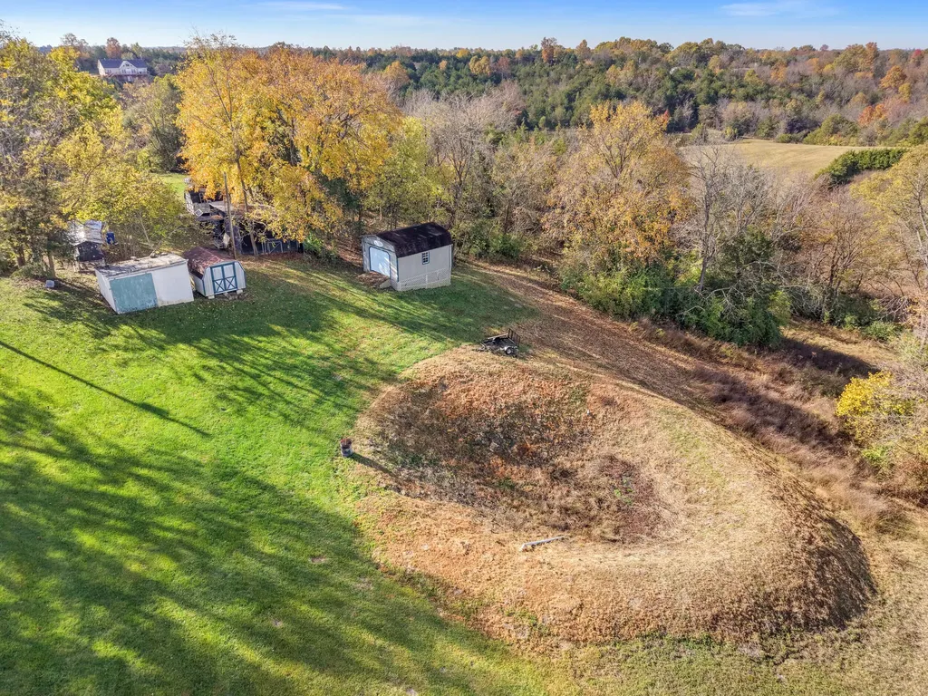 1518 Oakland Lane Harrodsburg KY 40330