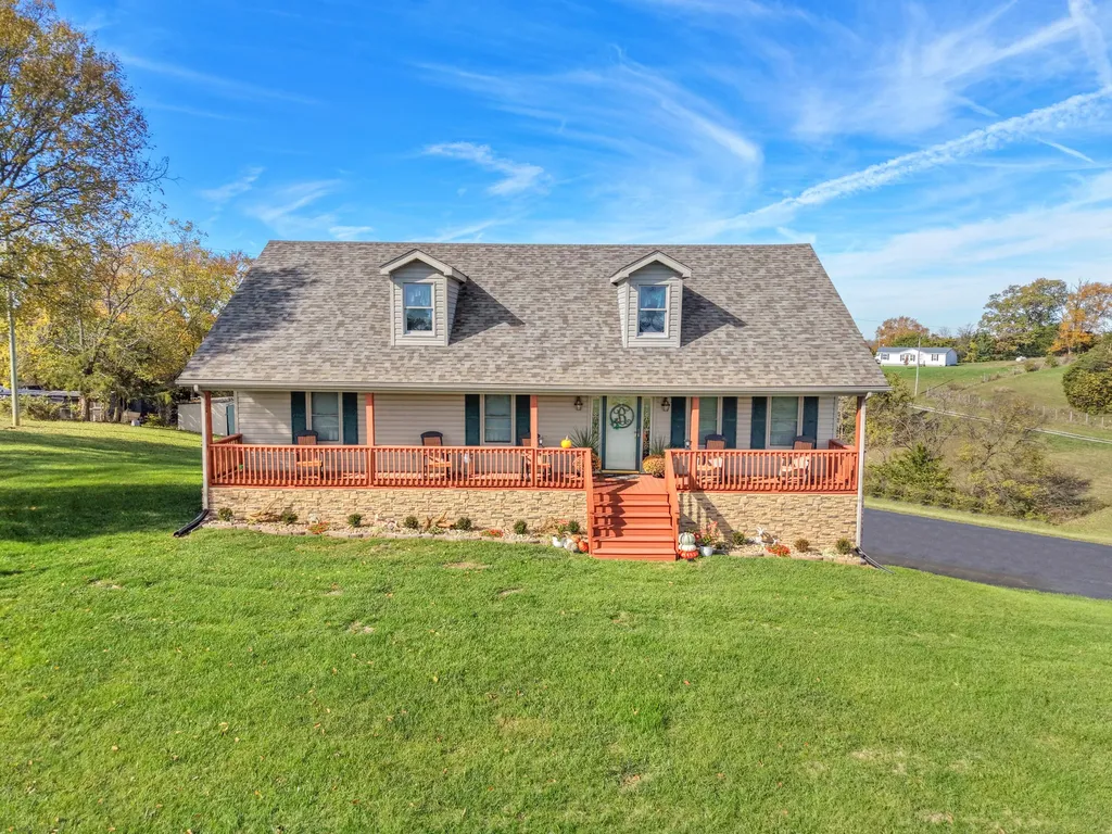 1518 Oakland Lane Harrodsburg KY 40330