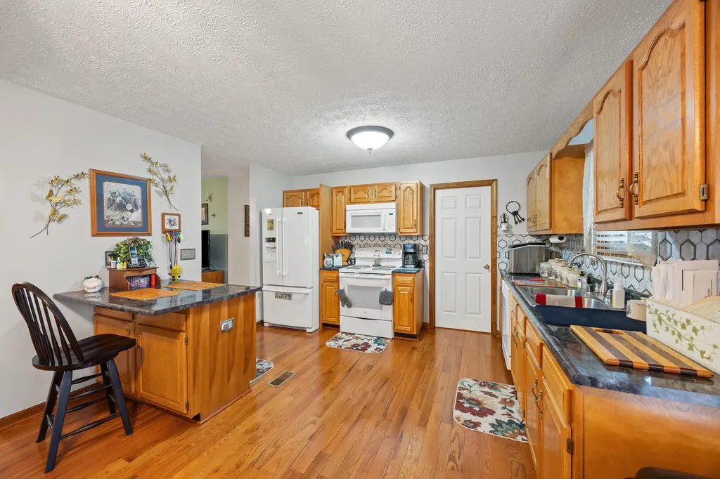 1518 Oakland Lane Harrodsburg KY 40330