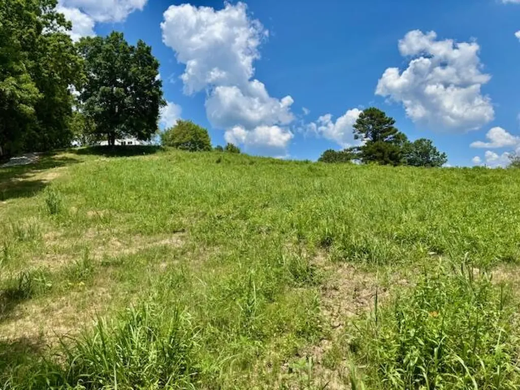 1677 Jackson County High School Road Mckee KY 40447
